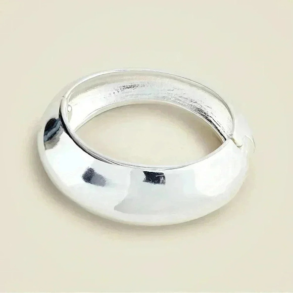 🆕J. Crew Hinged  Cuff Bracelet - Picture 2 of 12